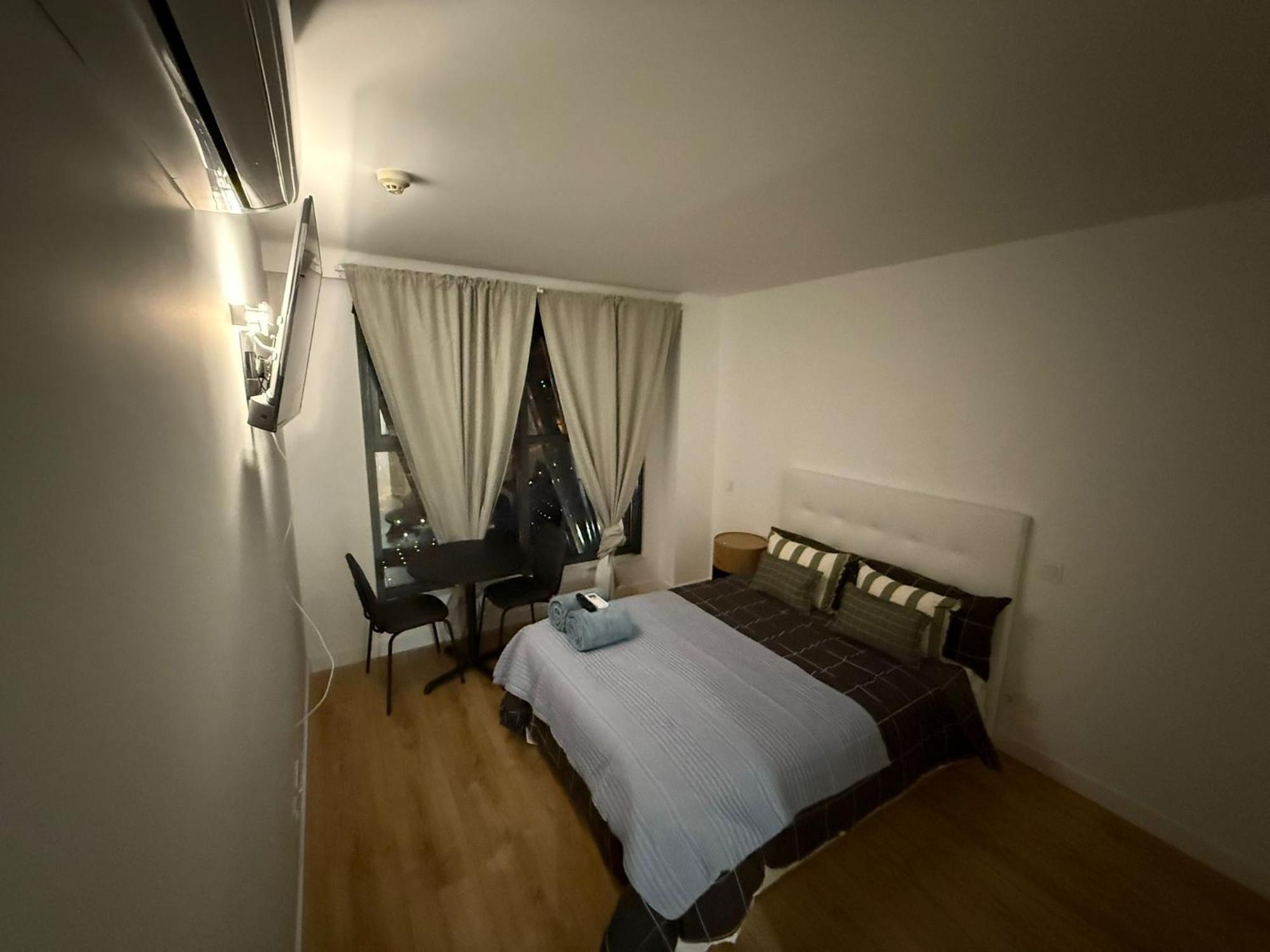 To Room Madrid Castellana Ngoại thất bức ảnh